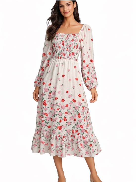 Draper James Dresses & Skirts - Draper James RSVP White Dress with Red & Pink Floral Smocking